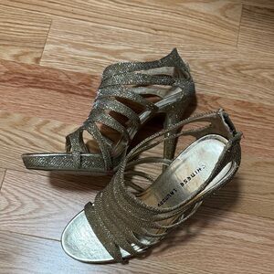 Chinese Laundry Glittering Gold Heels